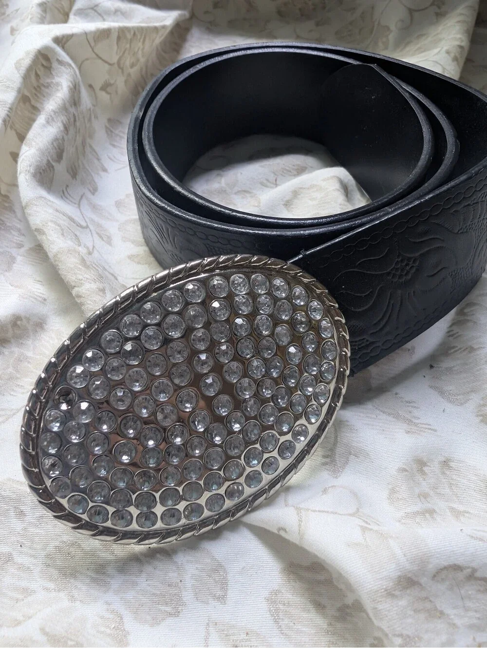 Black Genuine Bonded Leather Belt with Decorative Oval Buckle